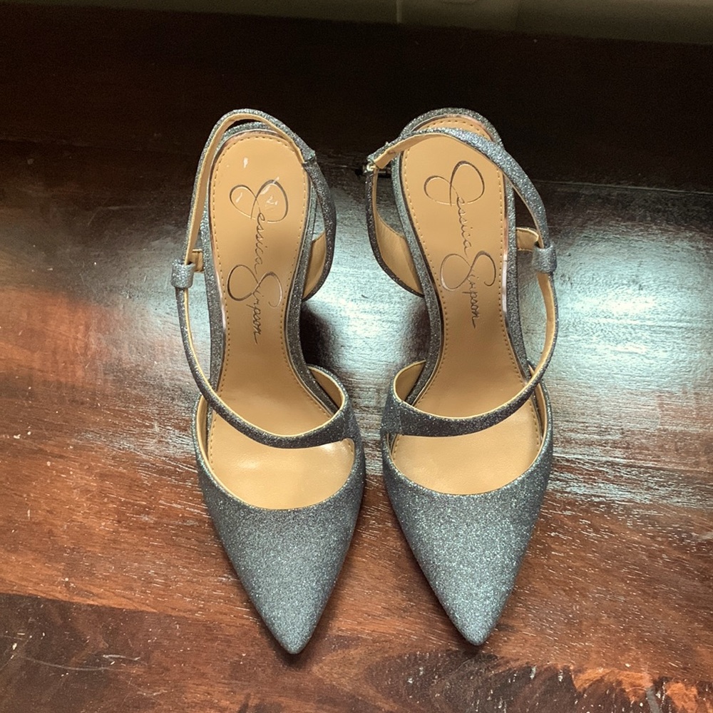 Jessica Simpson High Heel Pumps!